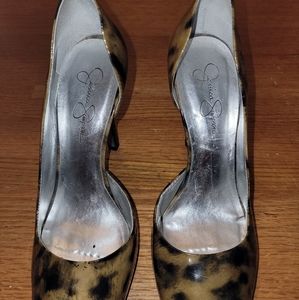 Leopard opentow pumps